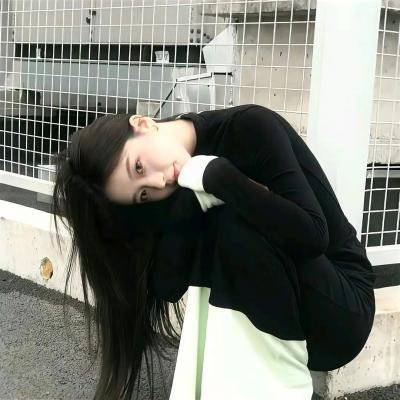 娜姐背后的男人